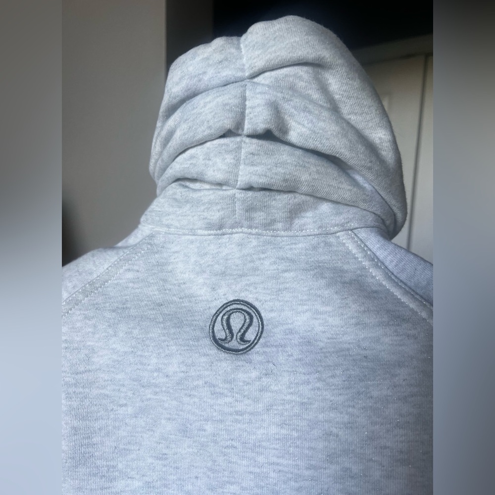 Lululemon Light Gray Jacket - image 5